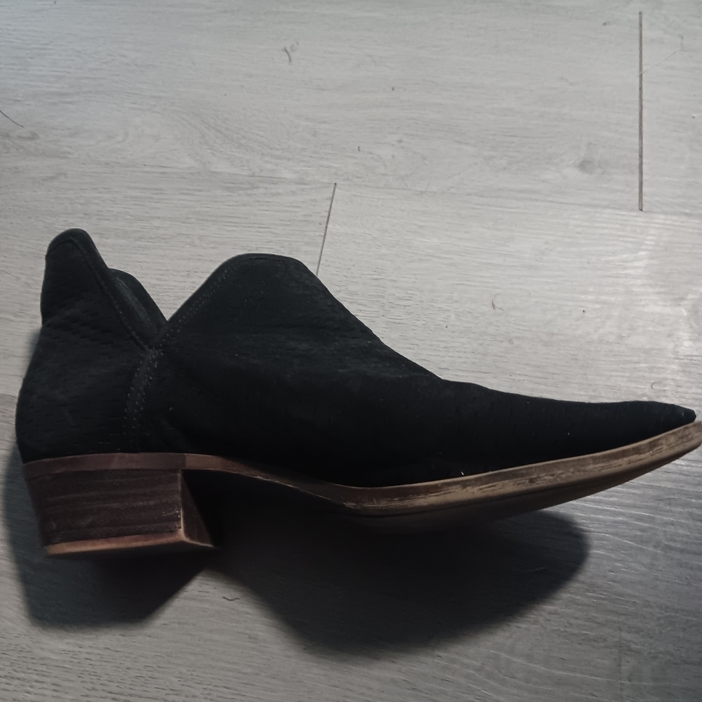Lucky Brand Black Ankle Booties - Picture 5 of 6